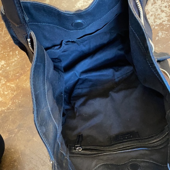 Givenchy Tote - Picture 5 of 5